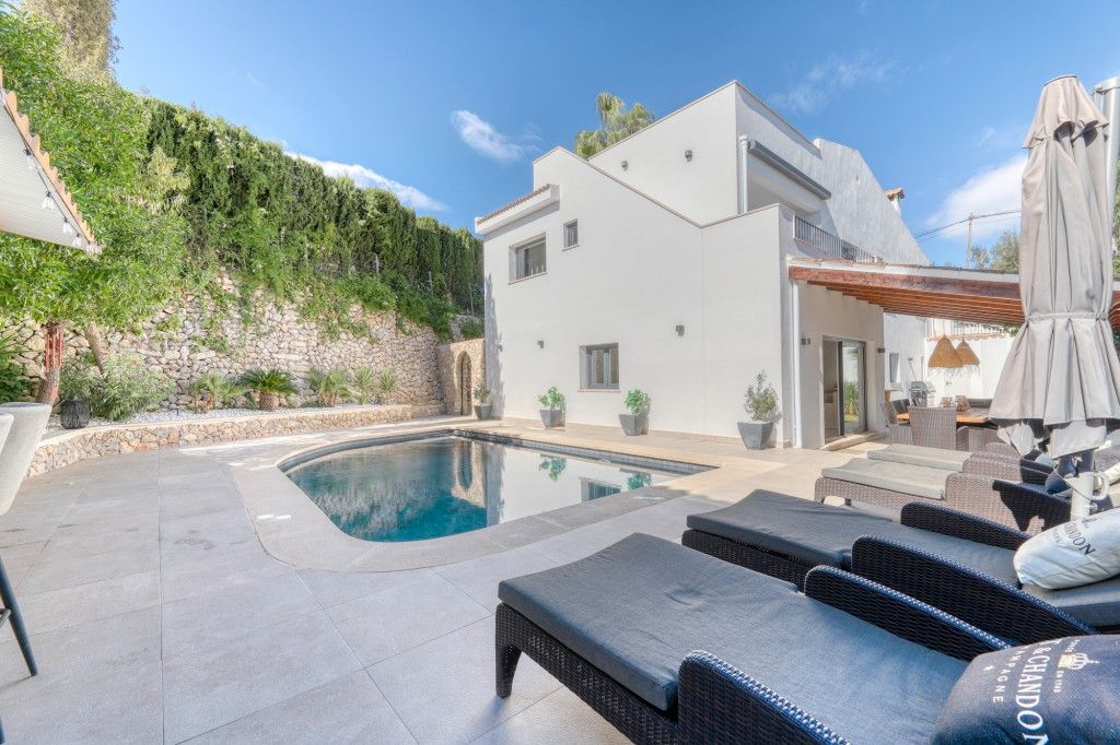 Swimming pool of House or chalet for sale in Calvià  with Private garden, Terrace and Swimming Pool