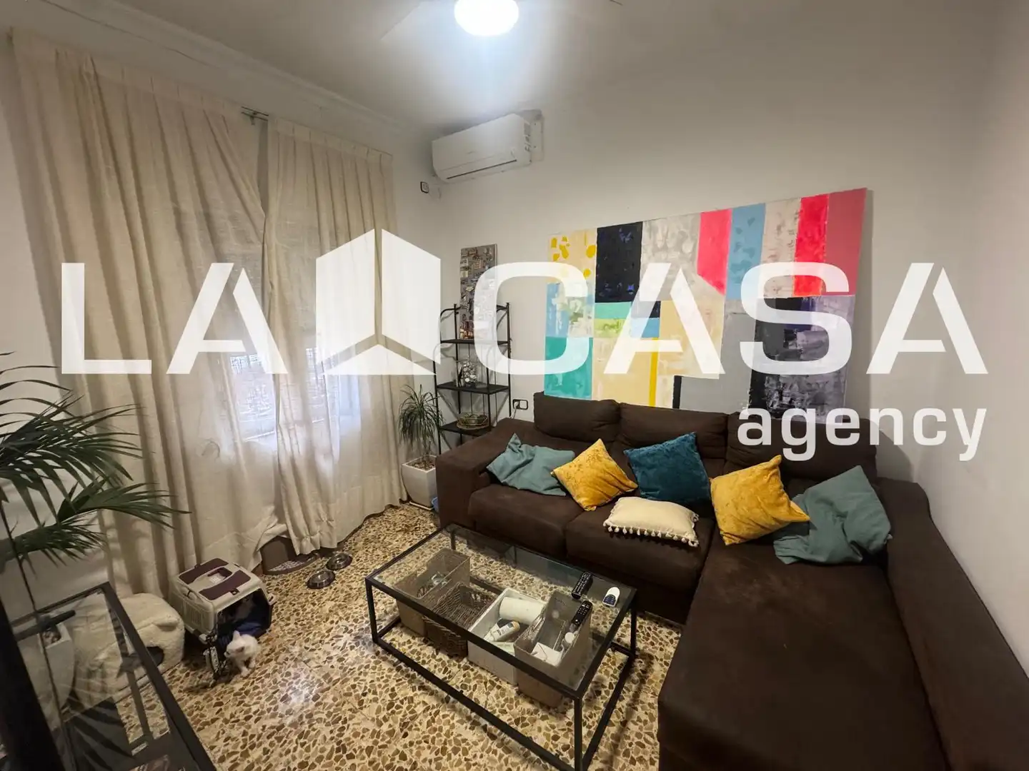 Living room of Houses for sale in Sevilla  with Air Conditioner and Storage room