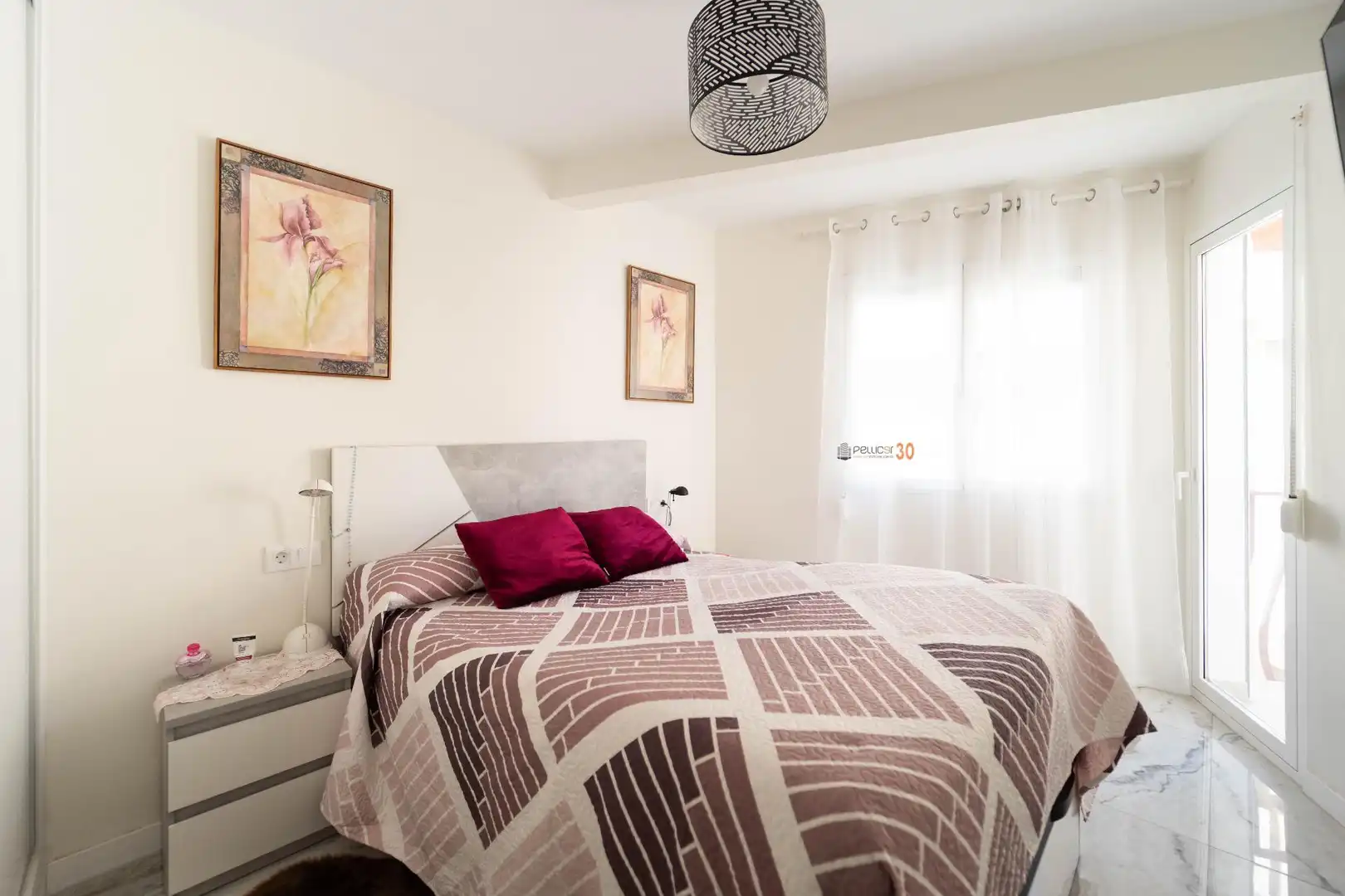 Habitación de Piso en venta en Benidorm con Aire acondicionado, Terraza y Amueblado