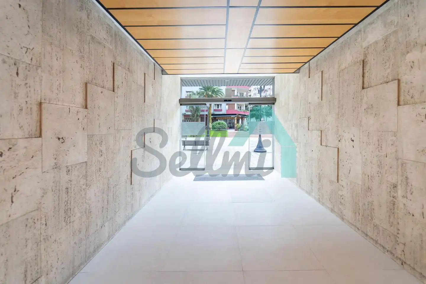 Piso en venta en Oviedo  con Calefacción, Parquet y Terraza