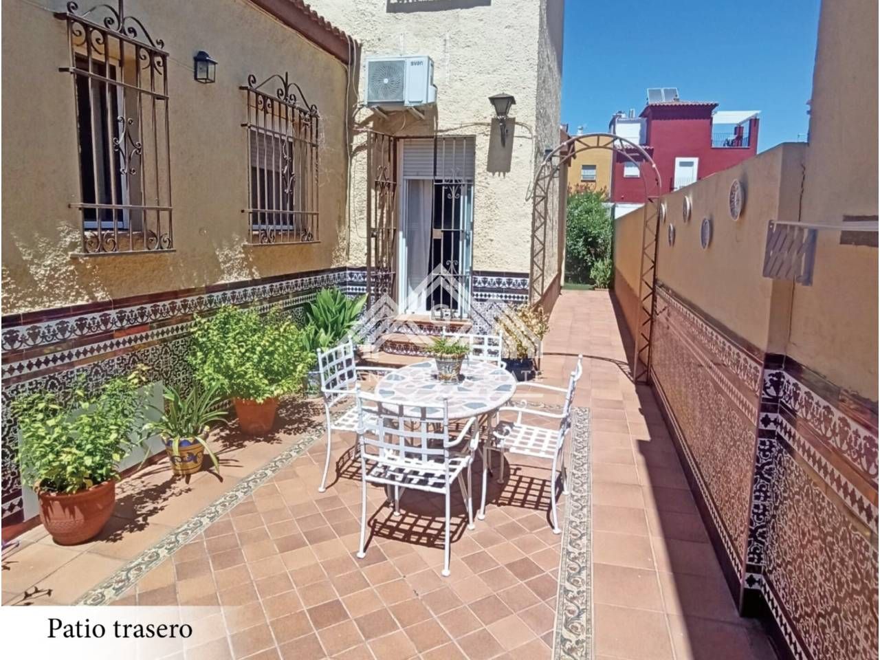Terrassa de Casa o xalet en venda en Dos Hermanas amb Aire condicionat, Jardí privat i Terrassa