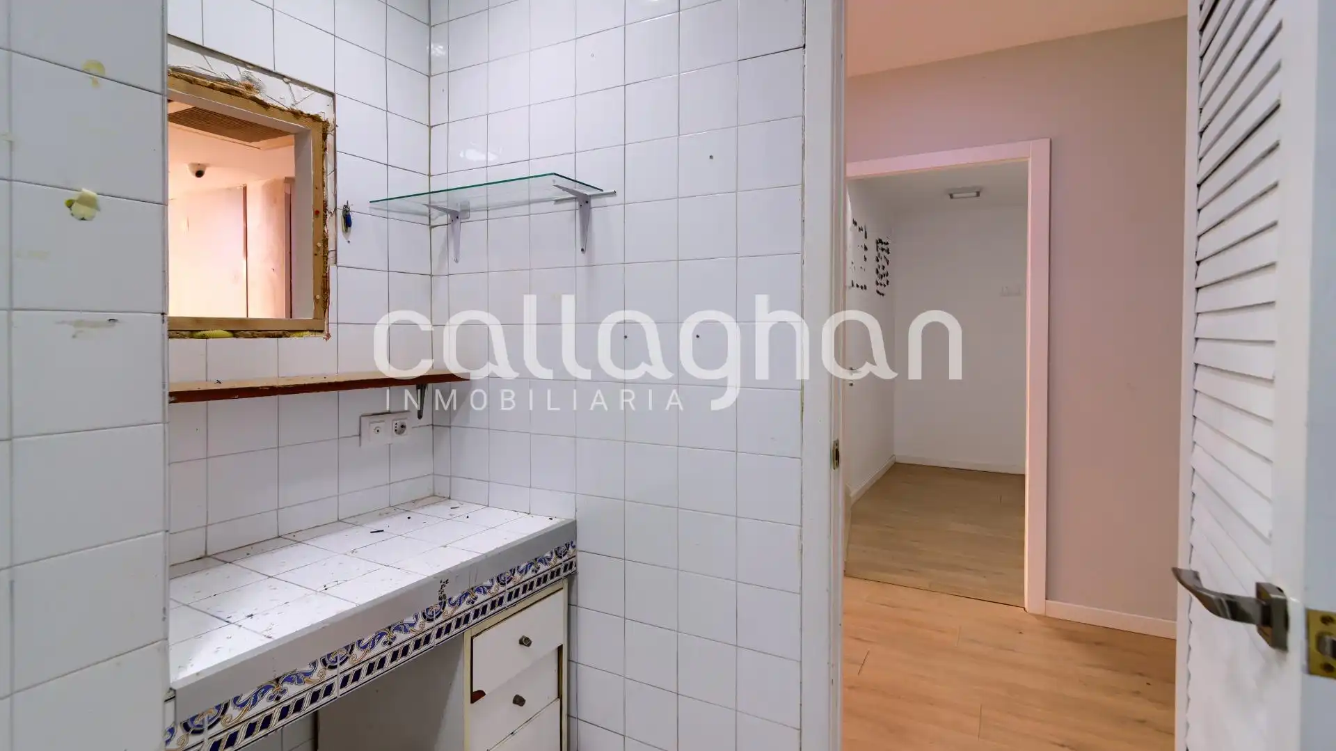 Kitchen of Office for rent in Xirivella