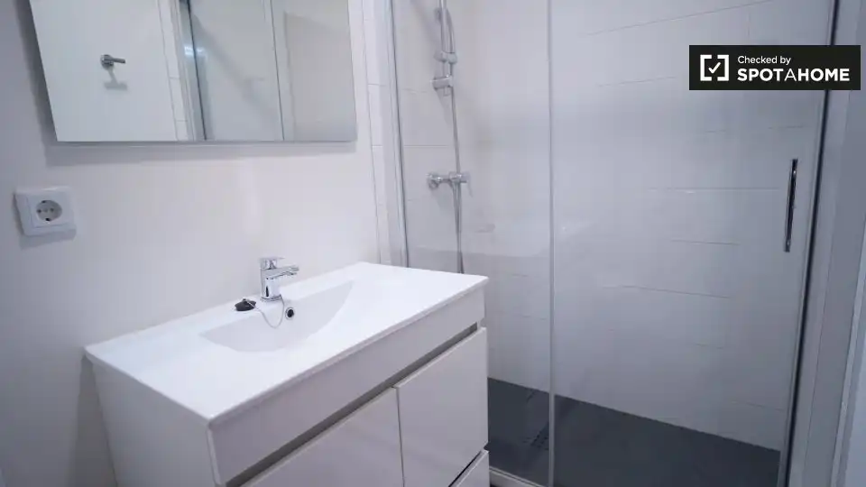 Habitación en Triana Oeste