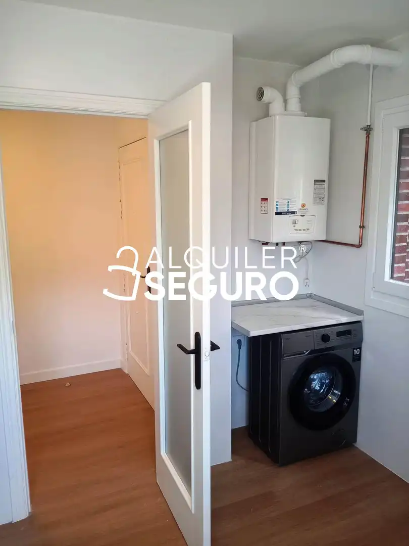 Habitación de Piso de alquiler en Valladolid con Calefacción y Trastero