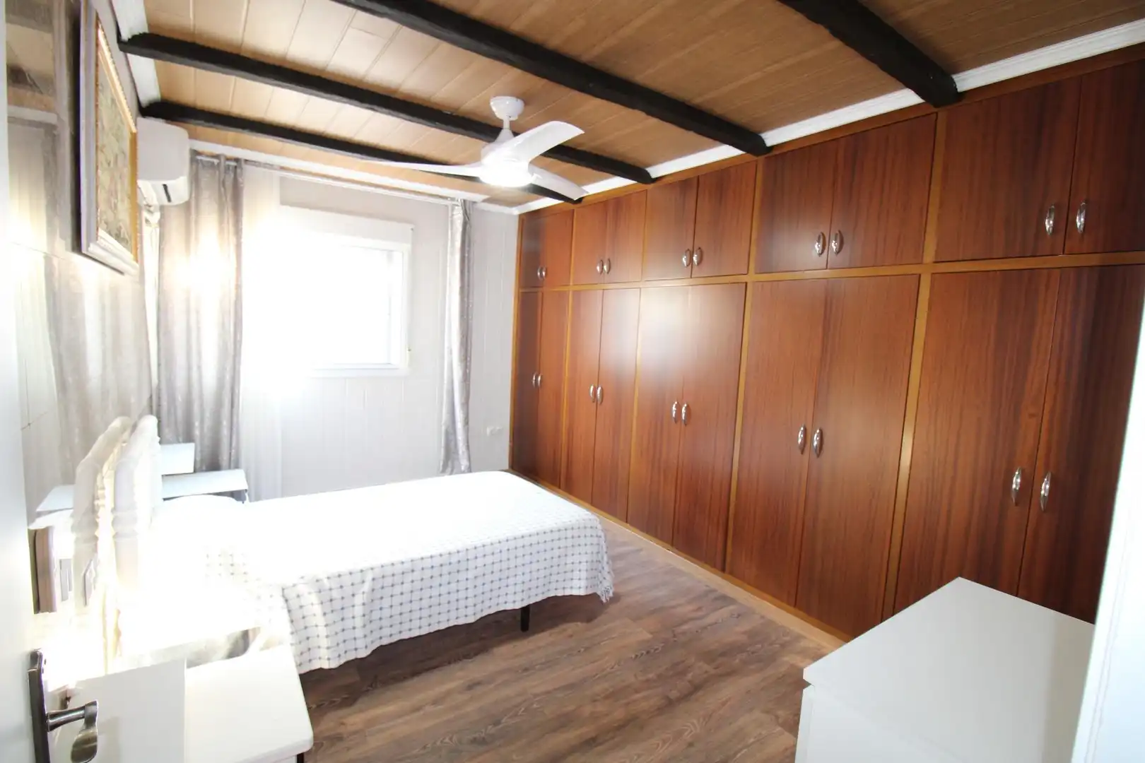 Habitación de Piso de alquiler en Murcia con Aire acondicionado