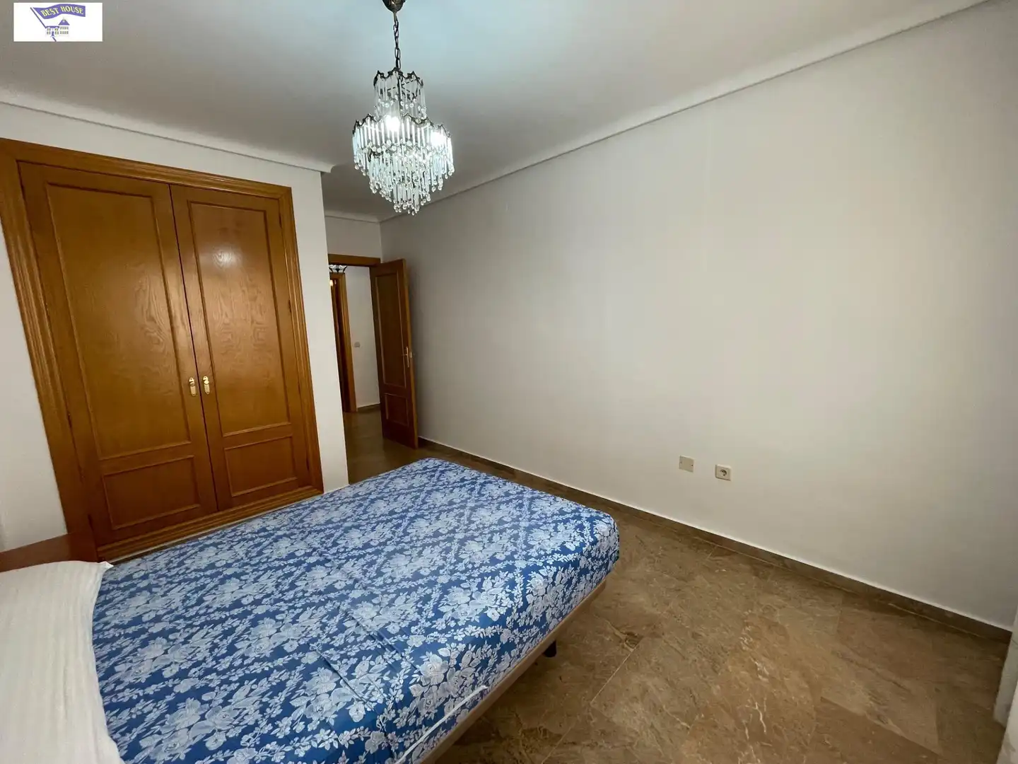 Habitación de Apartamento de alquiler en Albacete con Calefacción, Amueblado y Balcón