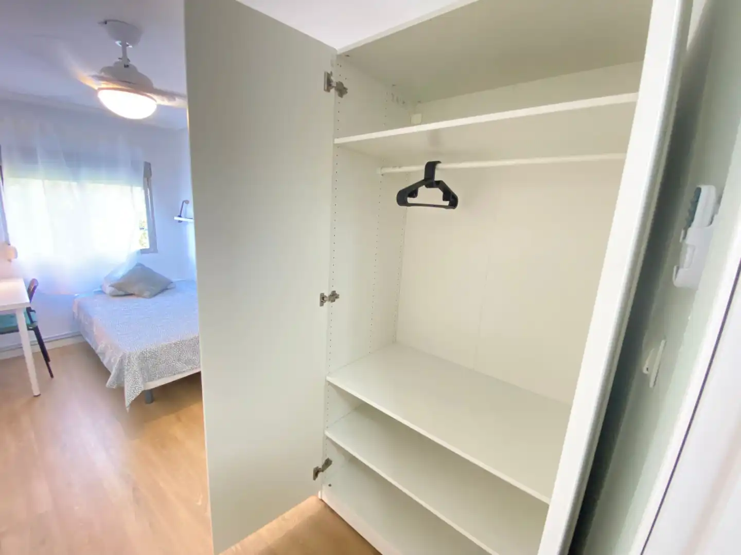 Zimmer in Calle Benalmádena, 1, Palomeras Sureste