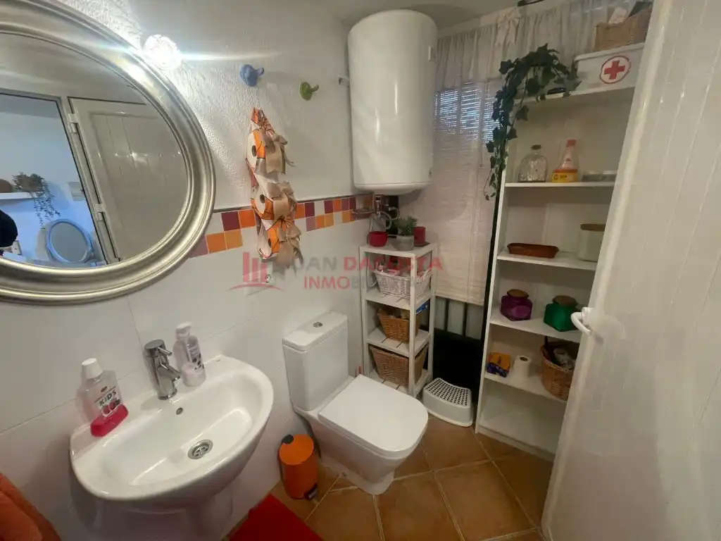 Casa adosada en venta en Calle Veleta, La Antilla