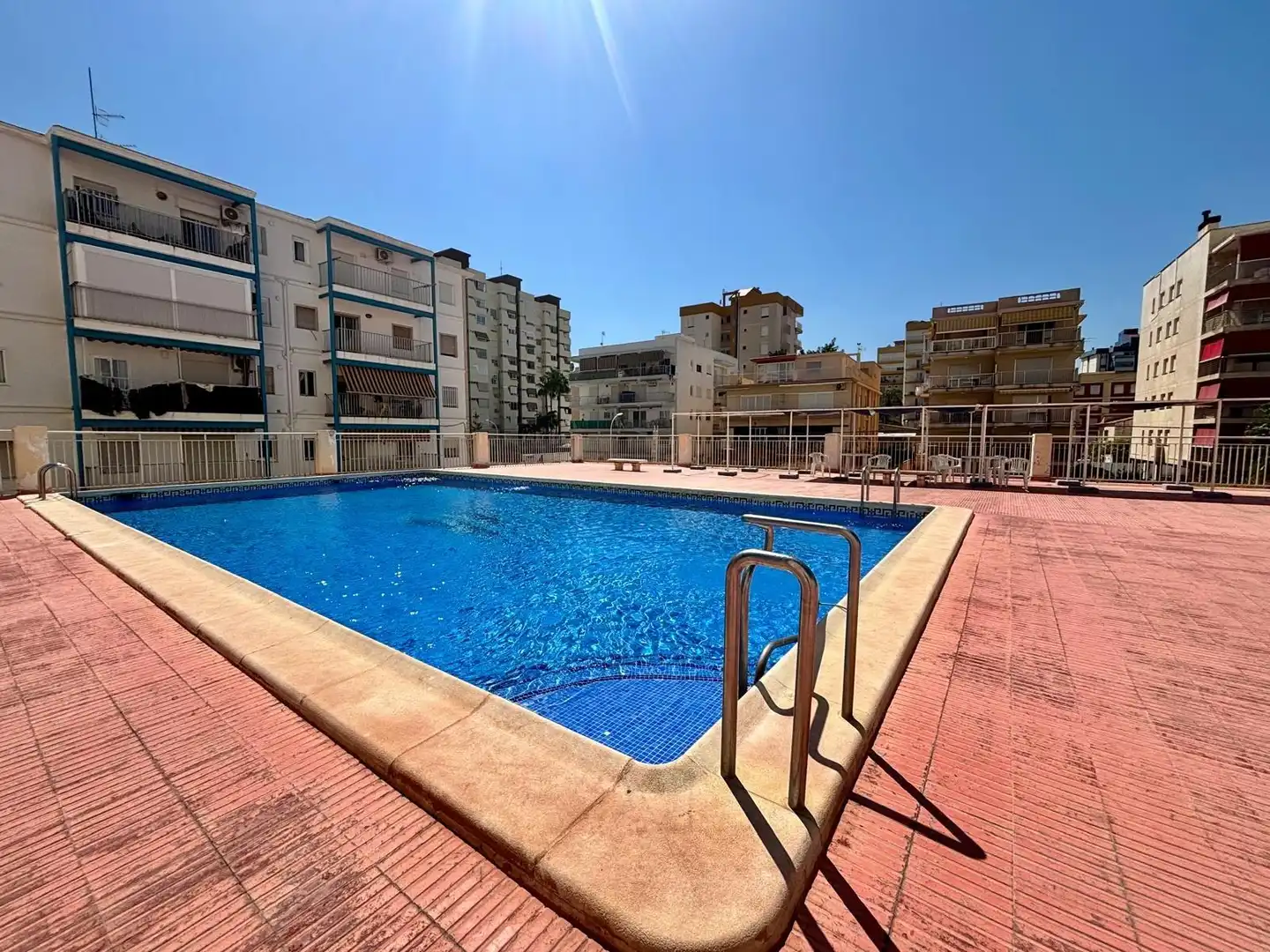 Piscina de Apartament en venda en Gandia amb Aire condicionat, Jardí privat i Terrassa