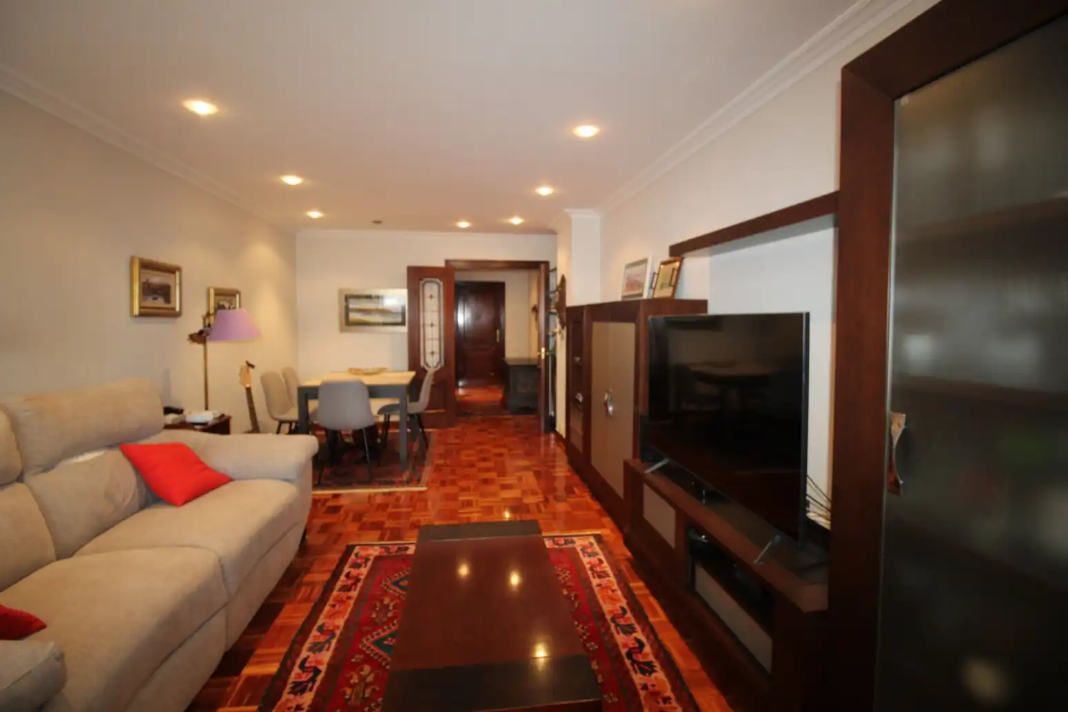 Living room of Flat for rent in Gijón   with Heating and Parquet flooring