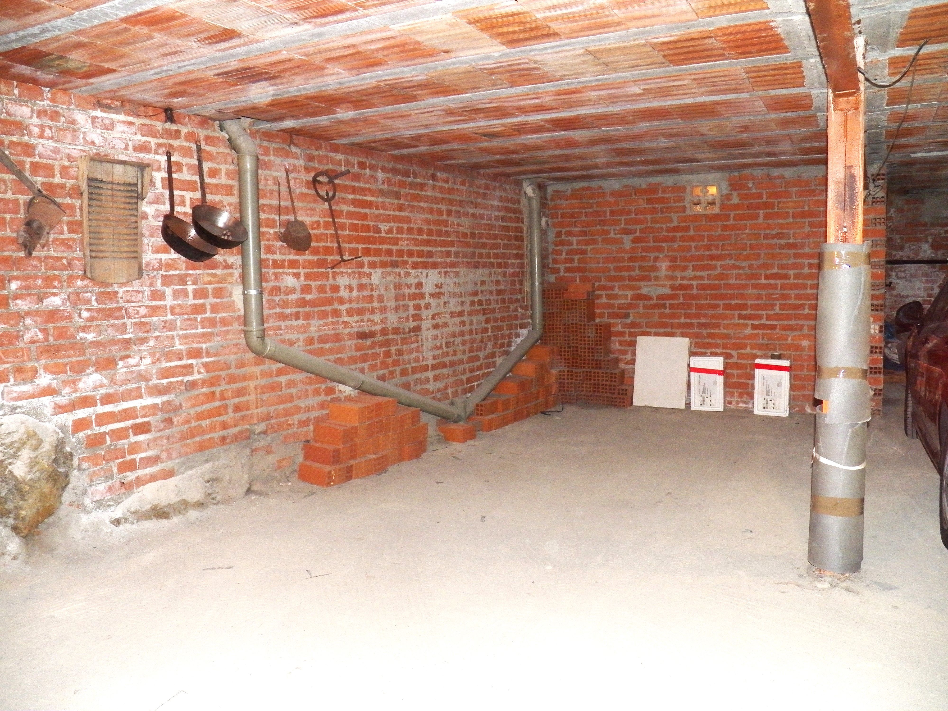 Garaje en venta en Miraflores de la Sierra