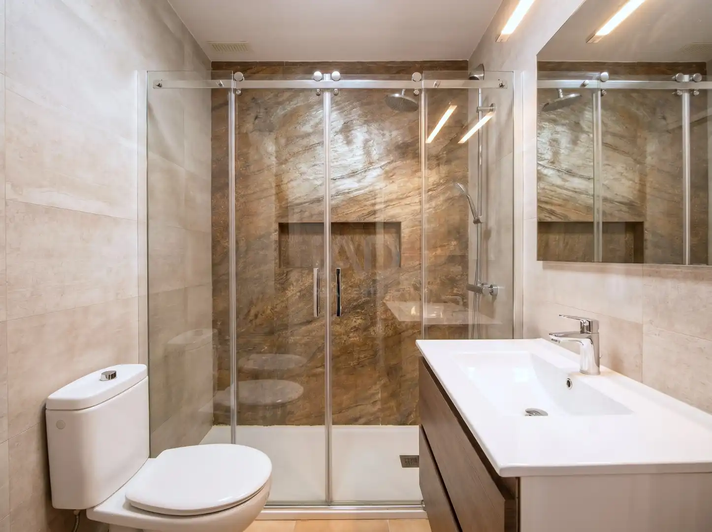 Baño de Casa adosada en venta en Alosno con Aire acondicionado
