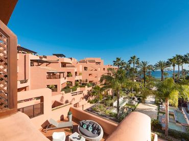 Apartment with pool to rent in N-340 40