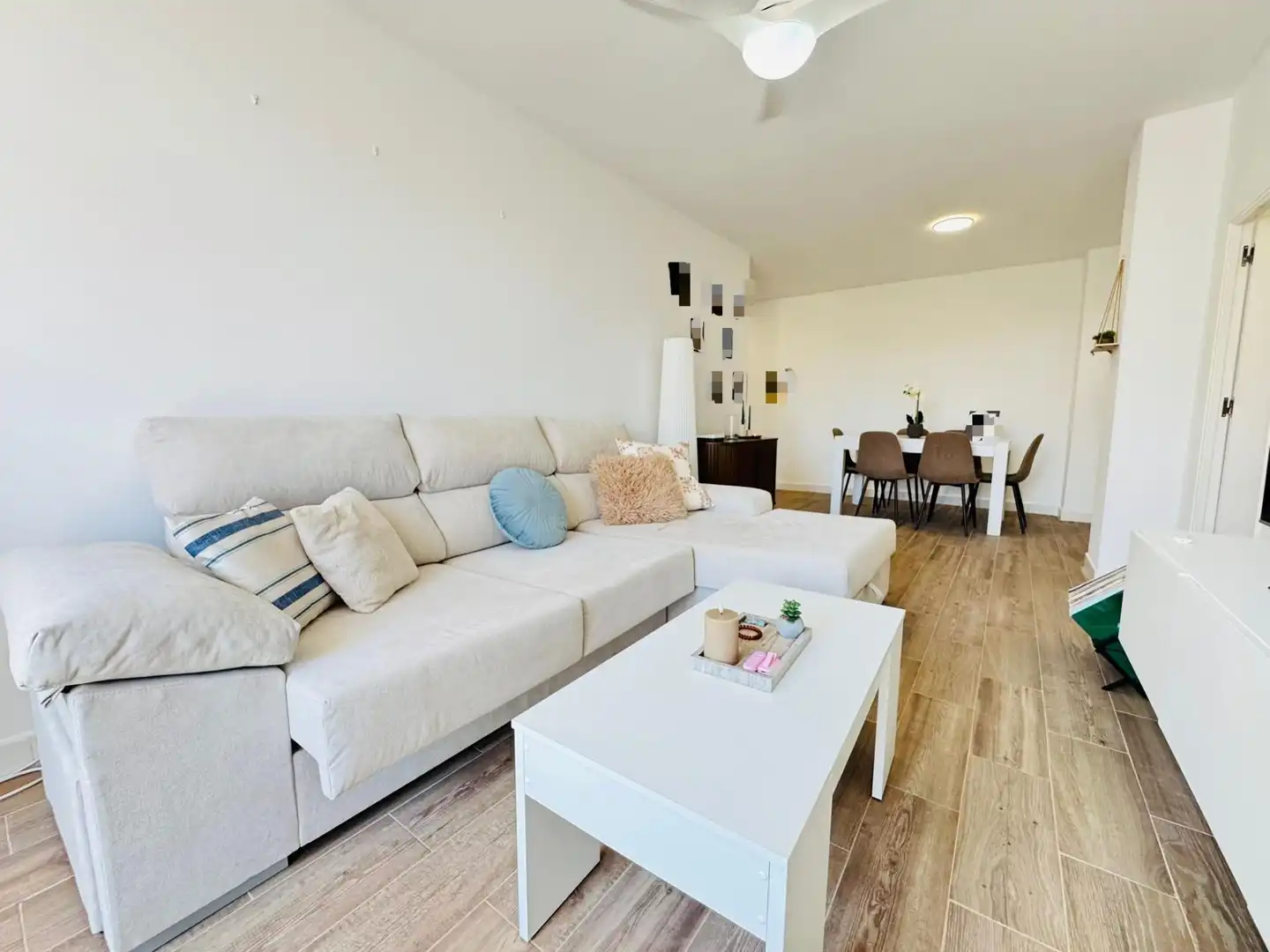Wohnzimmer von Wohnung zum Verkauf in Algeciras