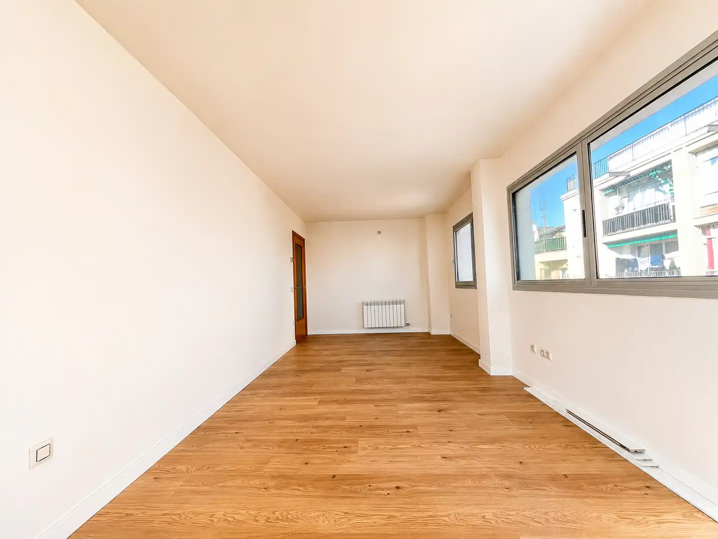 Piso con terraza en venta en Avinguda de Sant Narcís, imagen 3