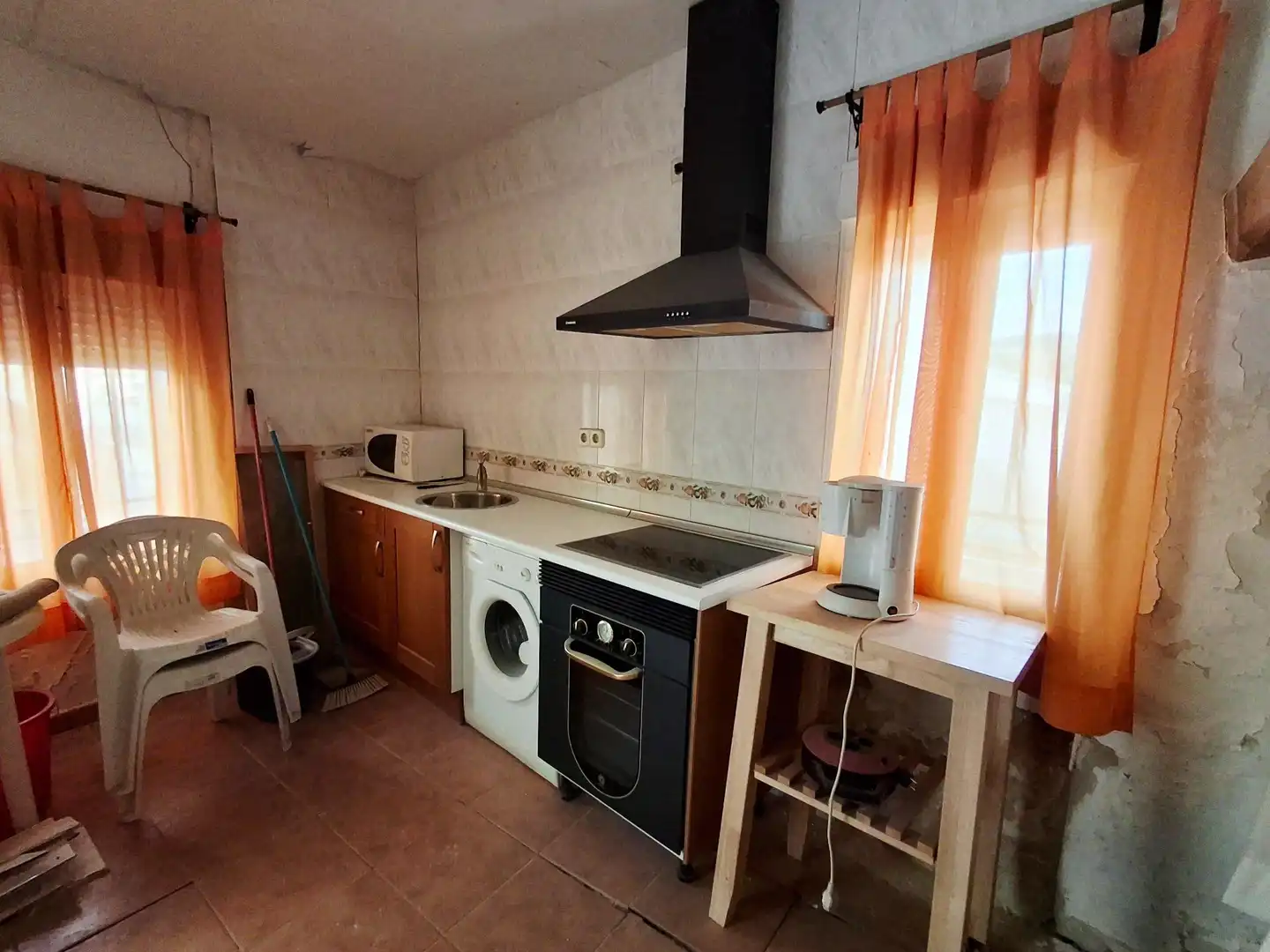 Cuina de Casa o xalet en venda en Almoguera amb Jardí privat