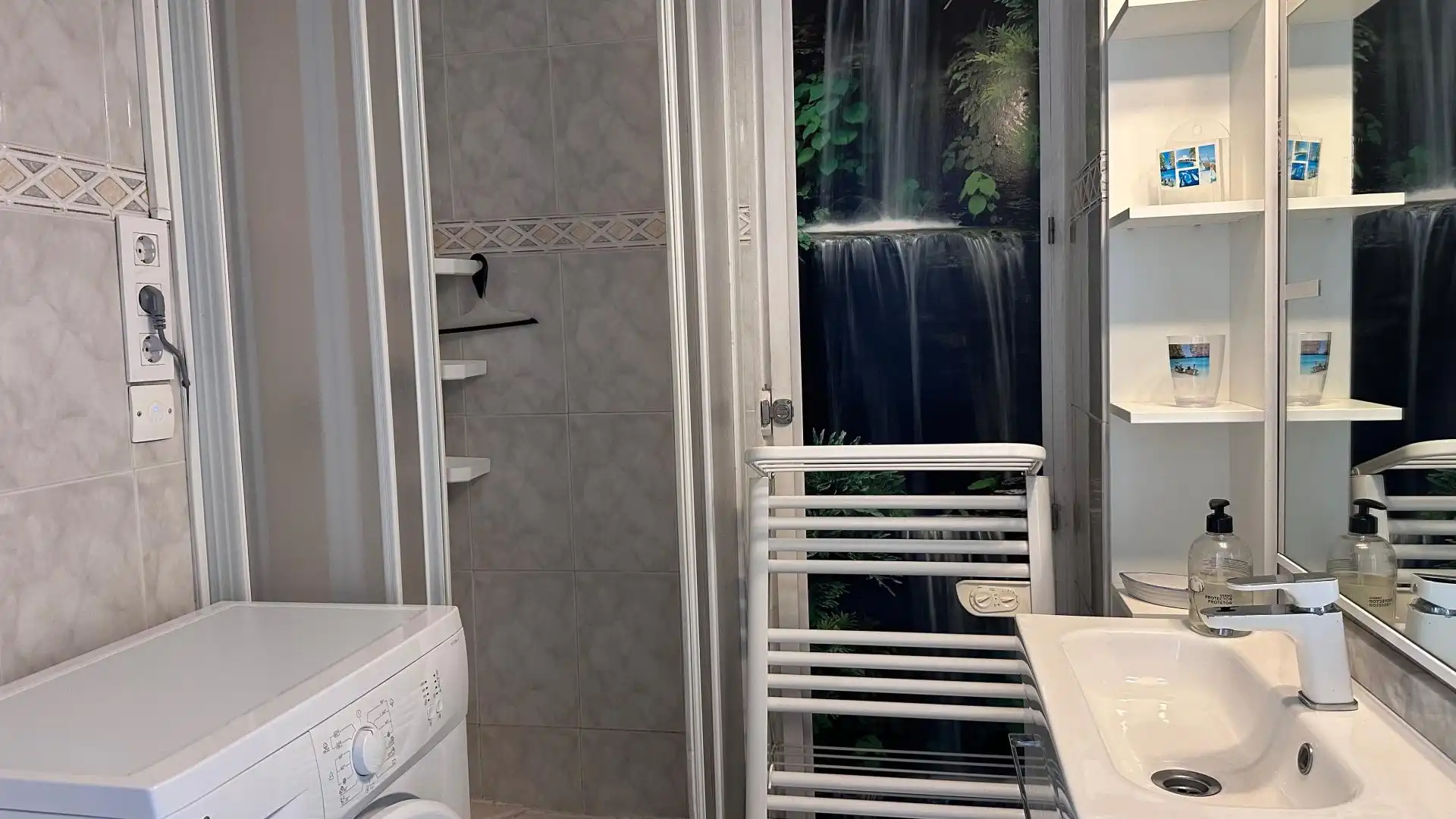 Bathroom of Flat for sale in Castell d'Aro, Platja d'Aro i s'Agaró  with Air Conditioner and Terrace
