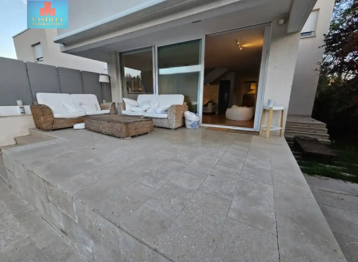 Terraza de Casa o chalet de alquiler en Ávila con Calefacción, Jardín privado y Terraza