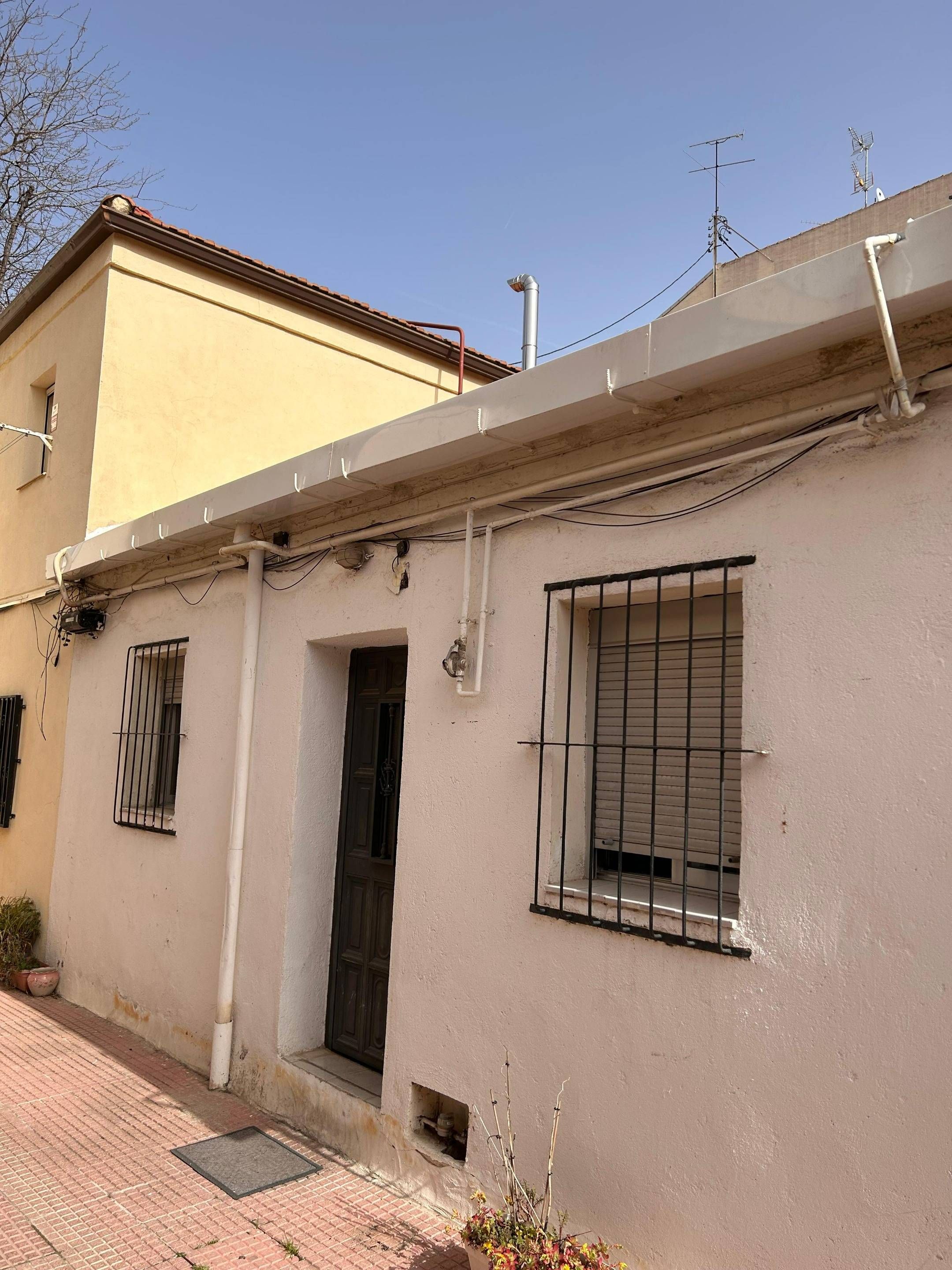 Vista exterior de Piso en venta en  Madrid Capital con Trastero y Amueblado