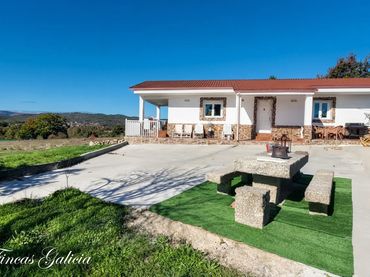 Casa con balcón en venta en Monterrei