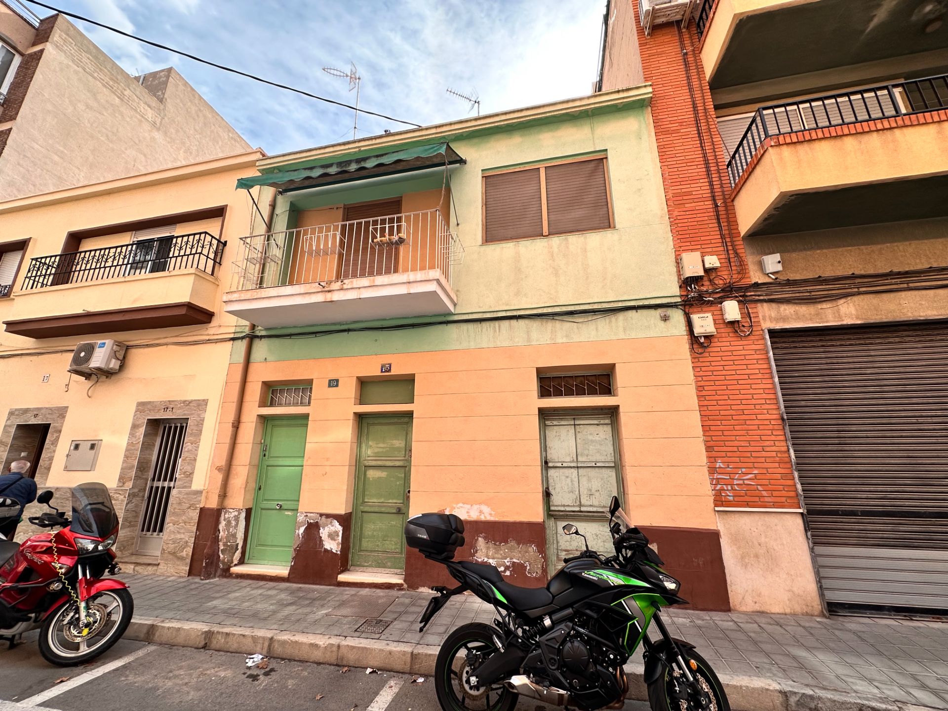 Exterior view of House or chalet for sale in Alicante / Alacant  with Furnished and Balcony