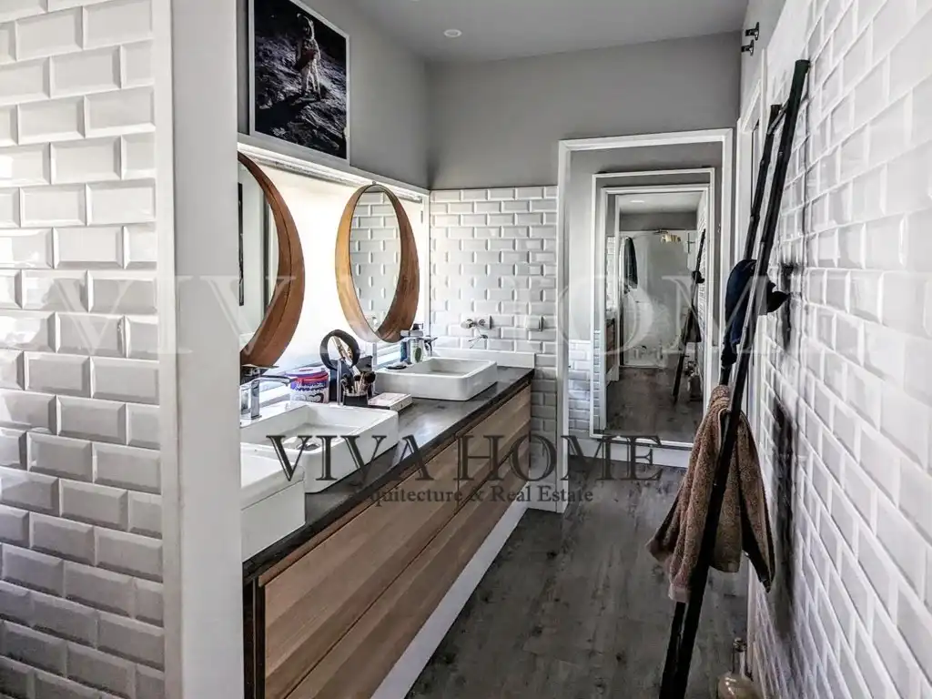 Bathroom of Houses for sale in Pozuelo de Alarcón