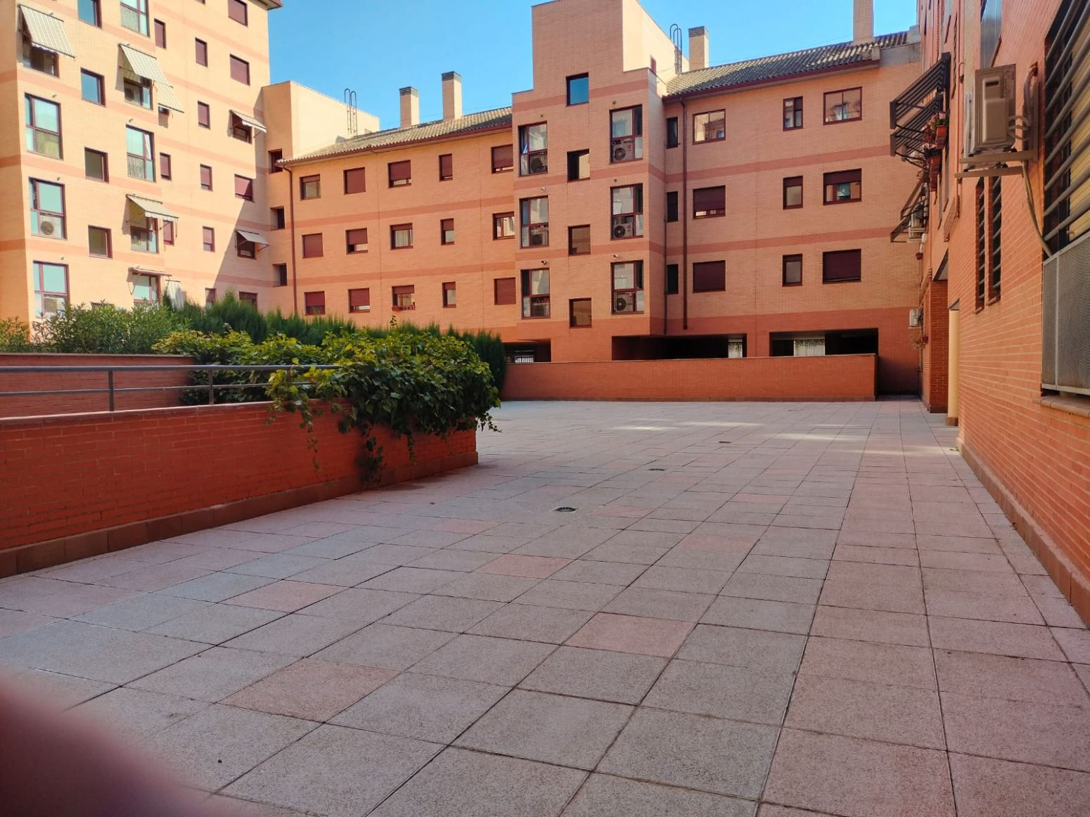 Vista exterior de Piso en venta en  Madrid Capital con Aire acondicionado, Calefacción y Parquet