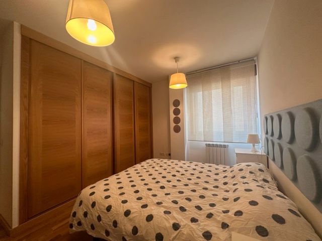 Bedroom of Apartment to rent in Santiago de Compostela   with Heating, Parquet flooring and Furnished