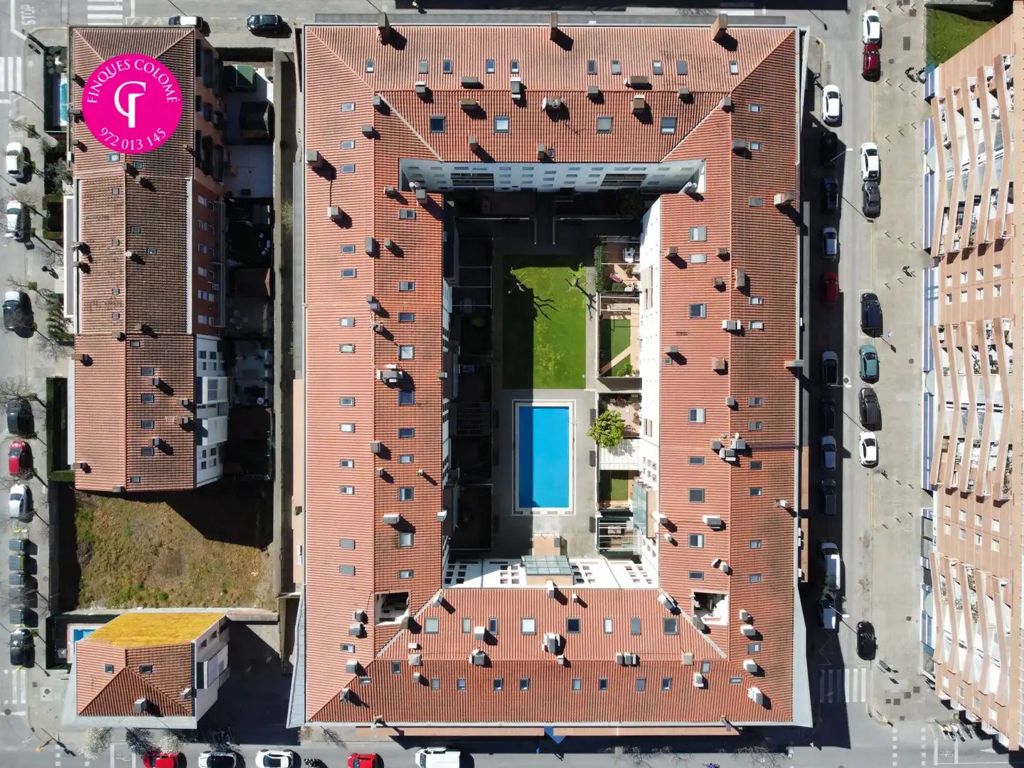 Piscina de Ático en venta en Girona con Aire acondicionado, Calefacción y Terraza