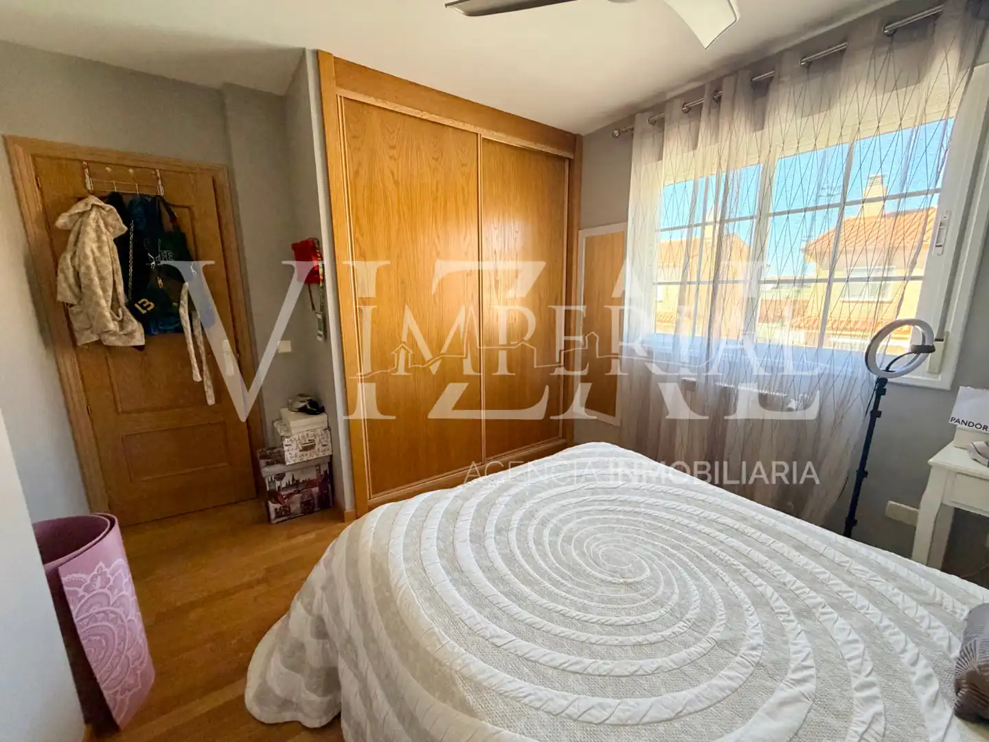 Habitación de Casa adosada en venta en Argés con Aire acondicionado, Calefacción y Amueblado