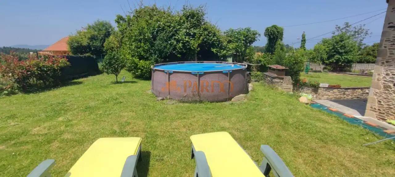 Piscina de Finca rústica en venda en Valdoviño amb Calefacció, Jardí privat i Terrassa