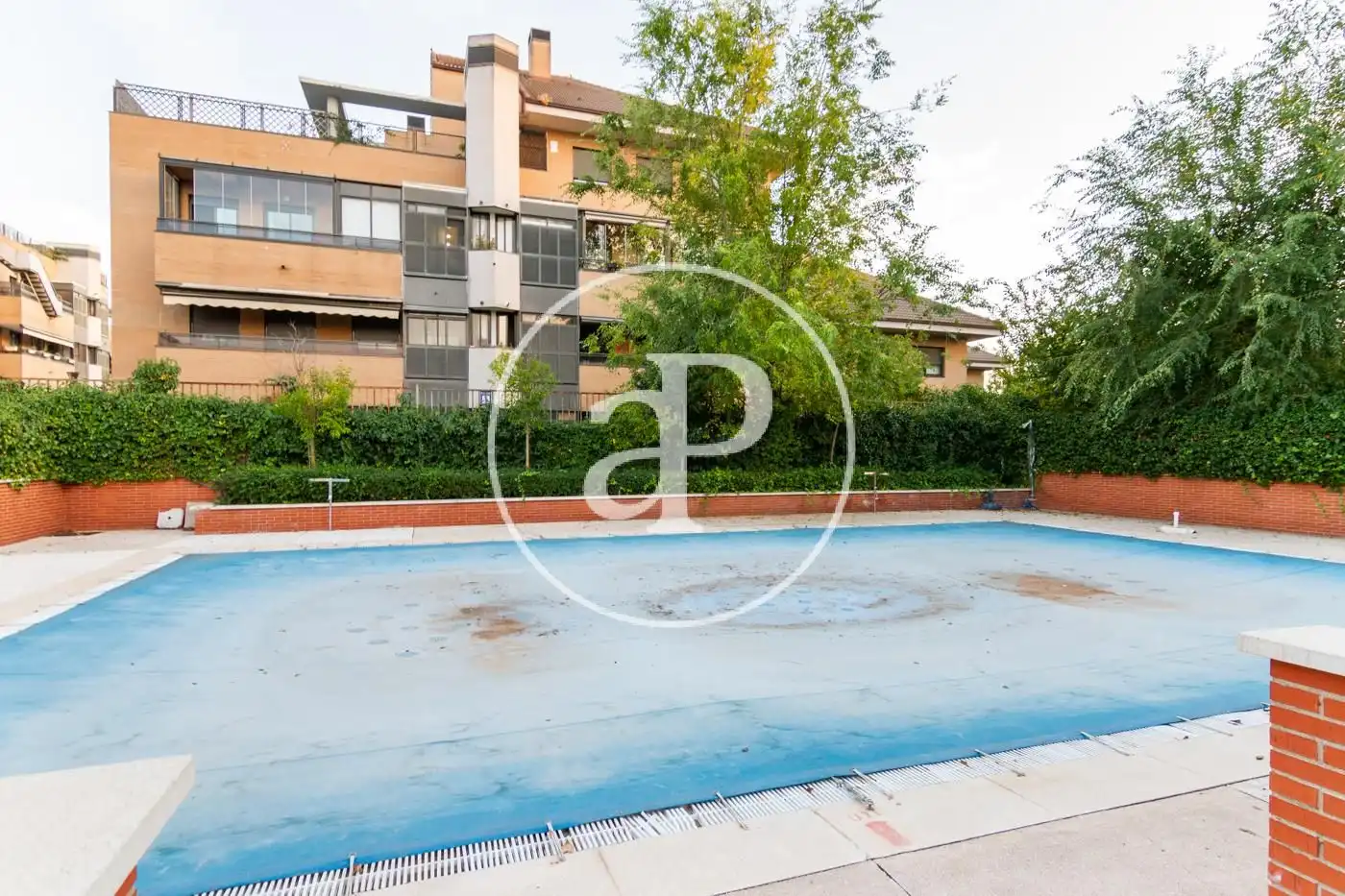Schwimmbecken von Wohnung zur Miete in Pozuelo de Alarcón mit Klimaanlage, Heizung und Privatgarten