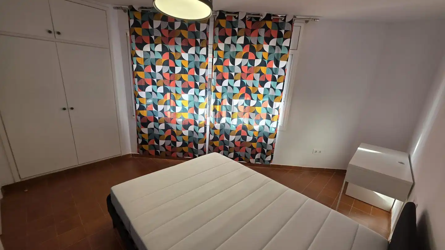 Habitación de Piso de alquiler en Terrassa con Calefacción, Amueblado y Balcón