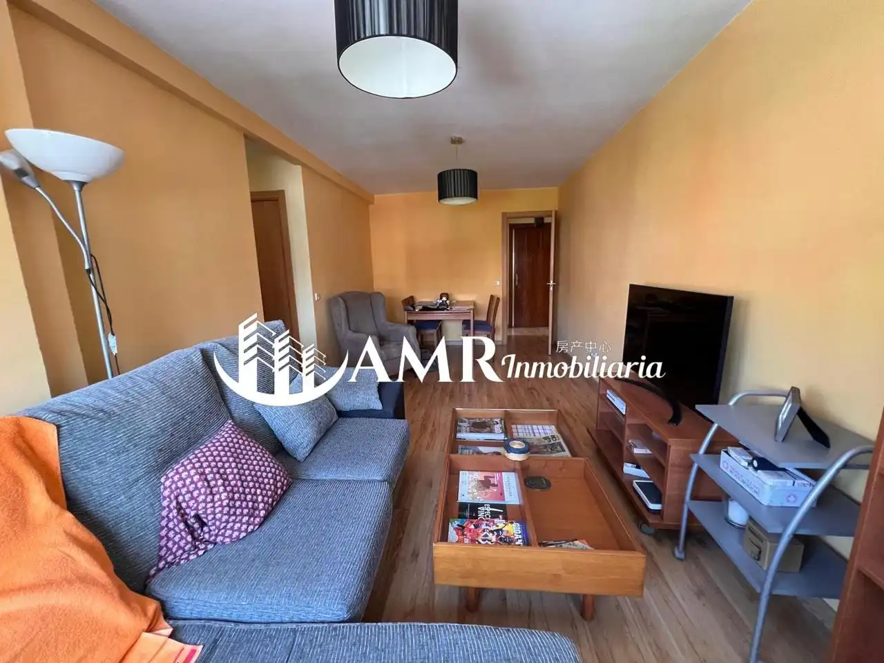 Sala de estar de Piso en venta en Leganés con Calefacción y Alarma