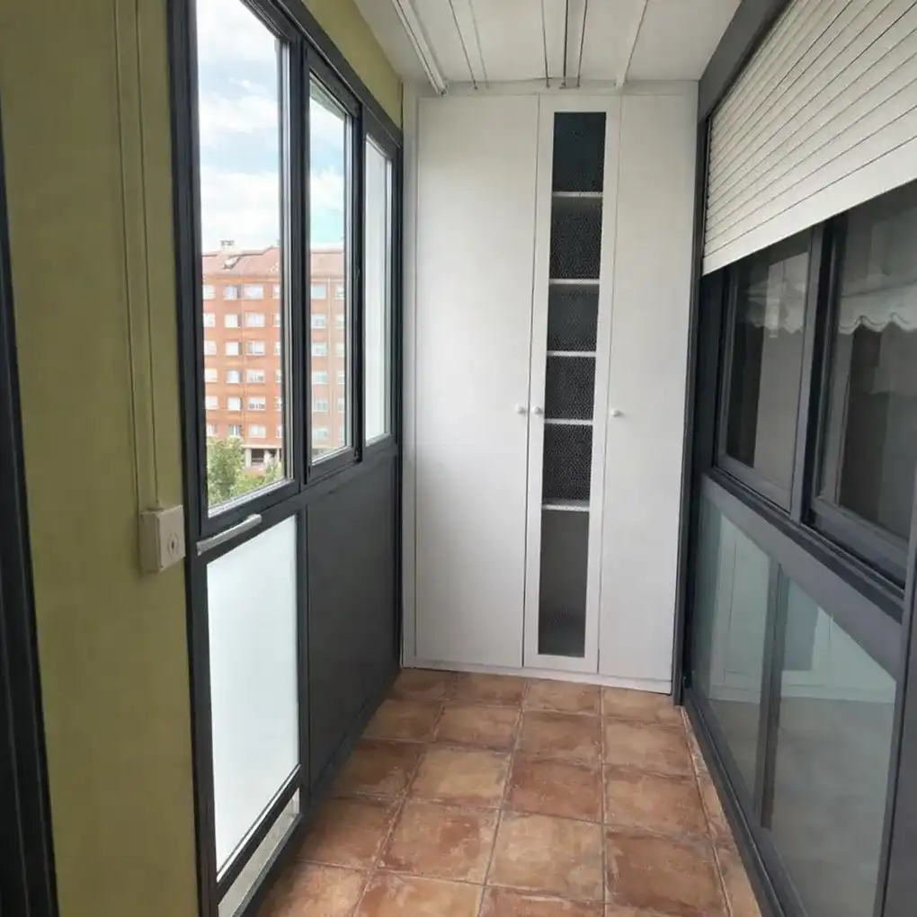 Terrassa de Pis en venda en Vitoria - Gasteiz amb Calefacció, Traster i Moblat