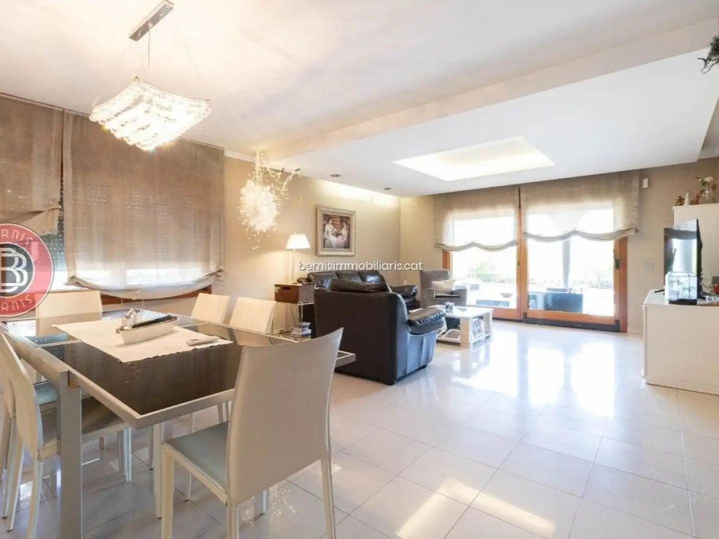 Sala d'estar de Casa o xalet en venda en Piera amb Jardí privat i Piscina comunitària