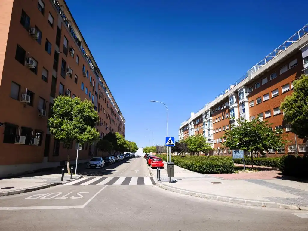 Außenansicht von Wohnung zum Verkauf in Madrid mit Heizung und Abstellraum