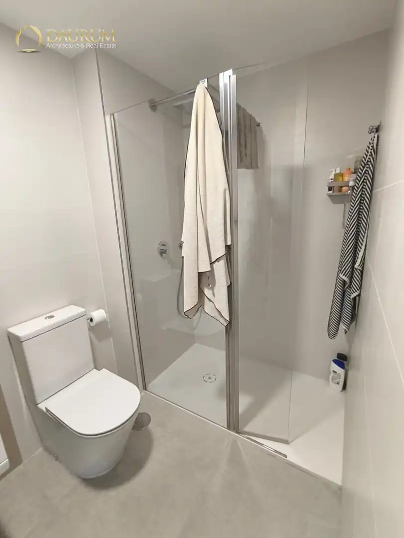 Bathroom of Flat for sale in Santa Pola  with Air Conditioner, Terrace and Storage room