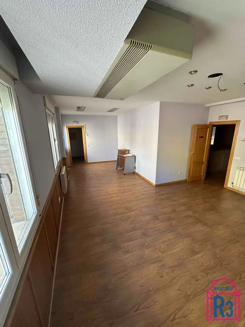 Commercial properties for sale in Libertad, Villaquilambre