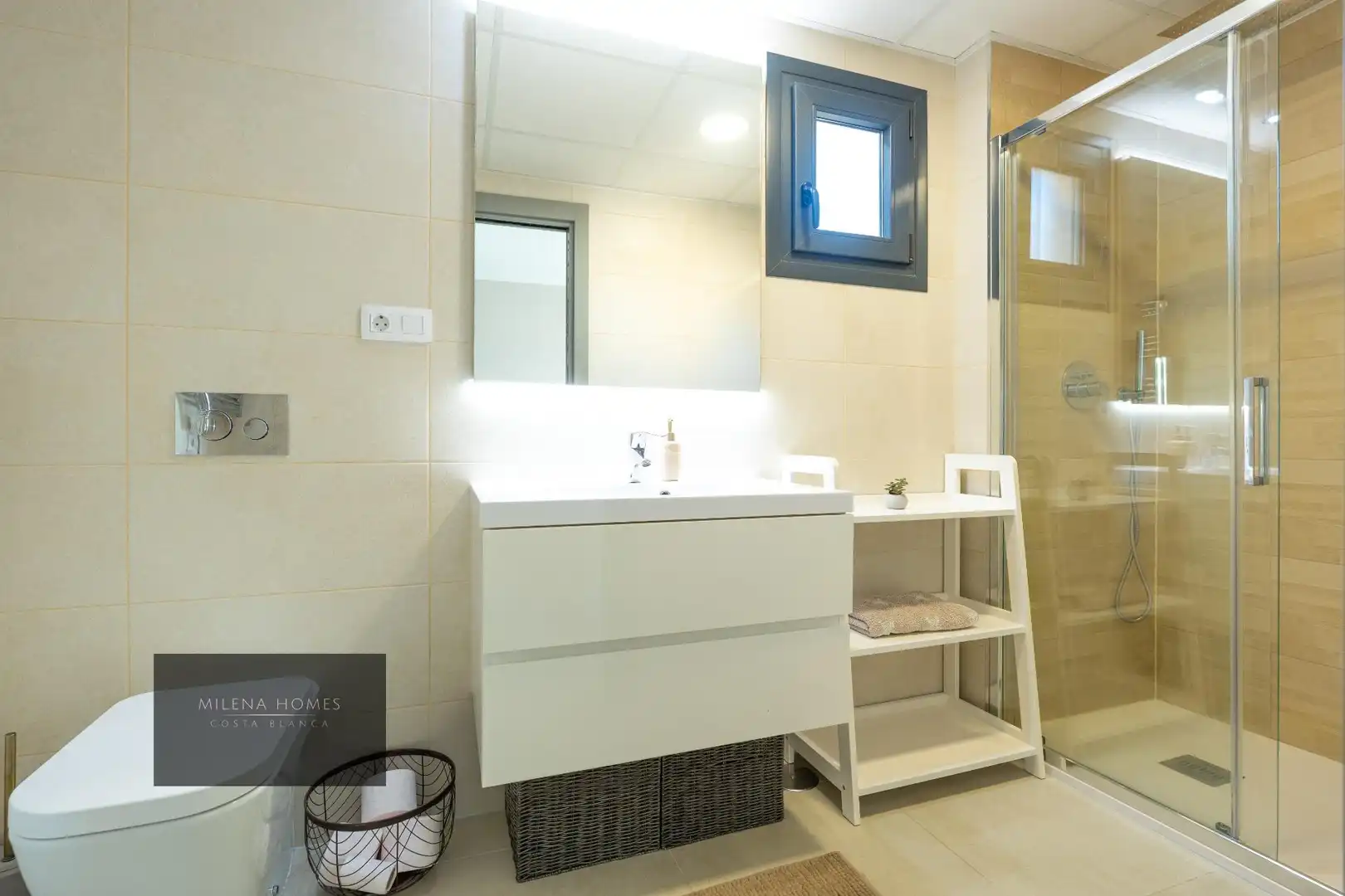Apartamento con terraza en venta en Calle Calle Pablo Picasso, imagen 33