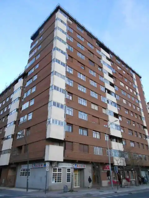 Pis en venda a C/ Portal de Foronda, imagen 2