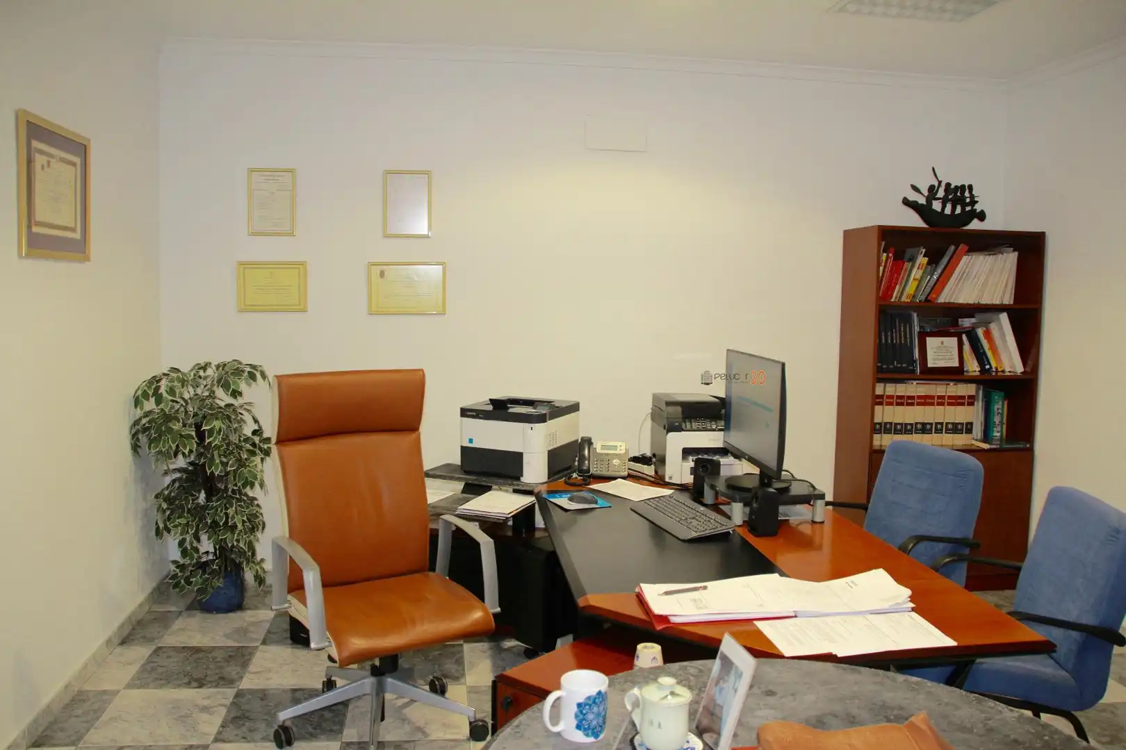Commercial properties for sale in Benidorm  with Air Conditioner