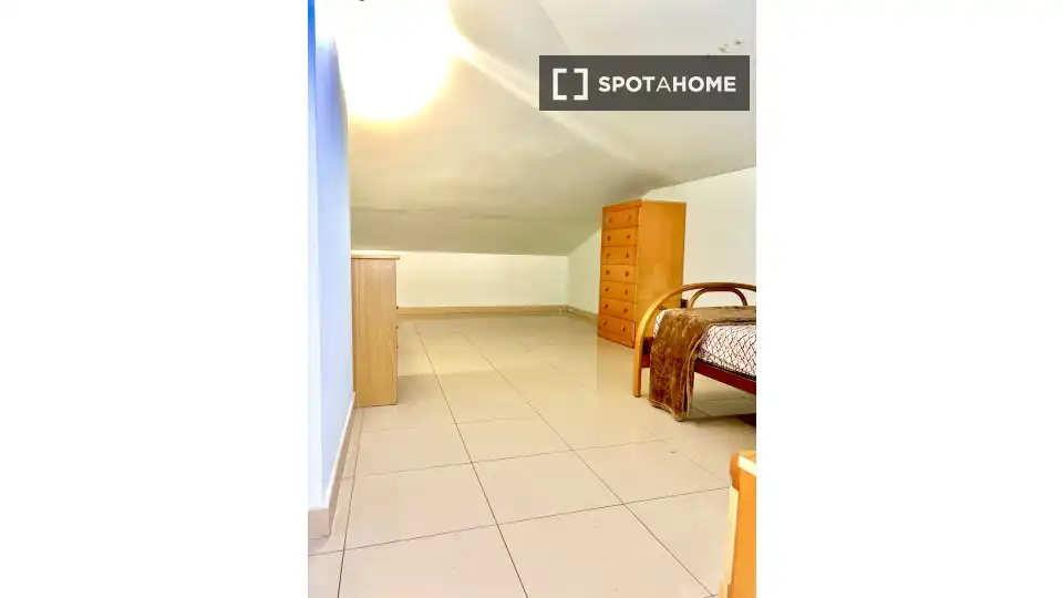 Piso para compartir en Sabadell con Aire acondicionado, Terraza y Amueblado