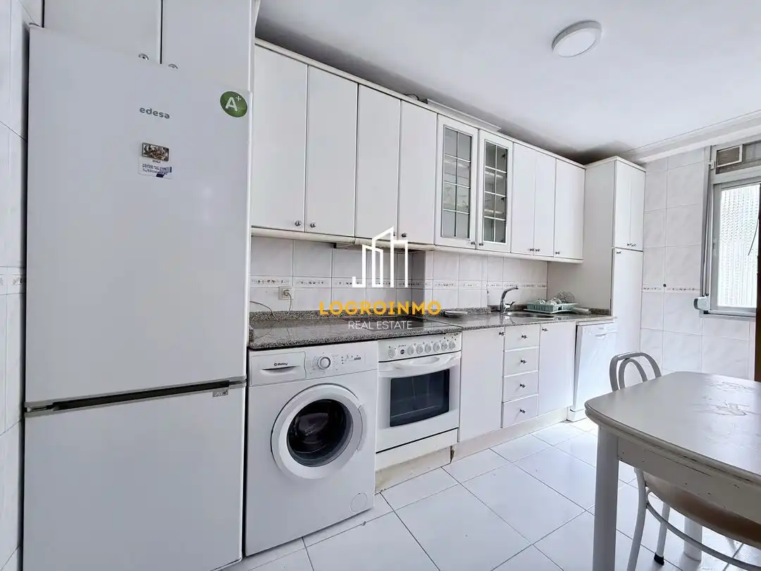 Cocina de Piso en venta en  Logroño con Aire acondicionado, Calefacción y Balcón