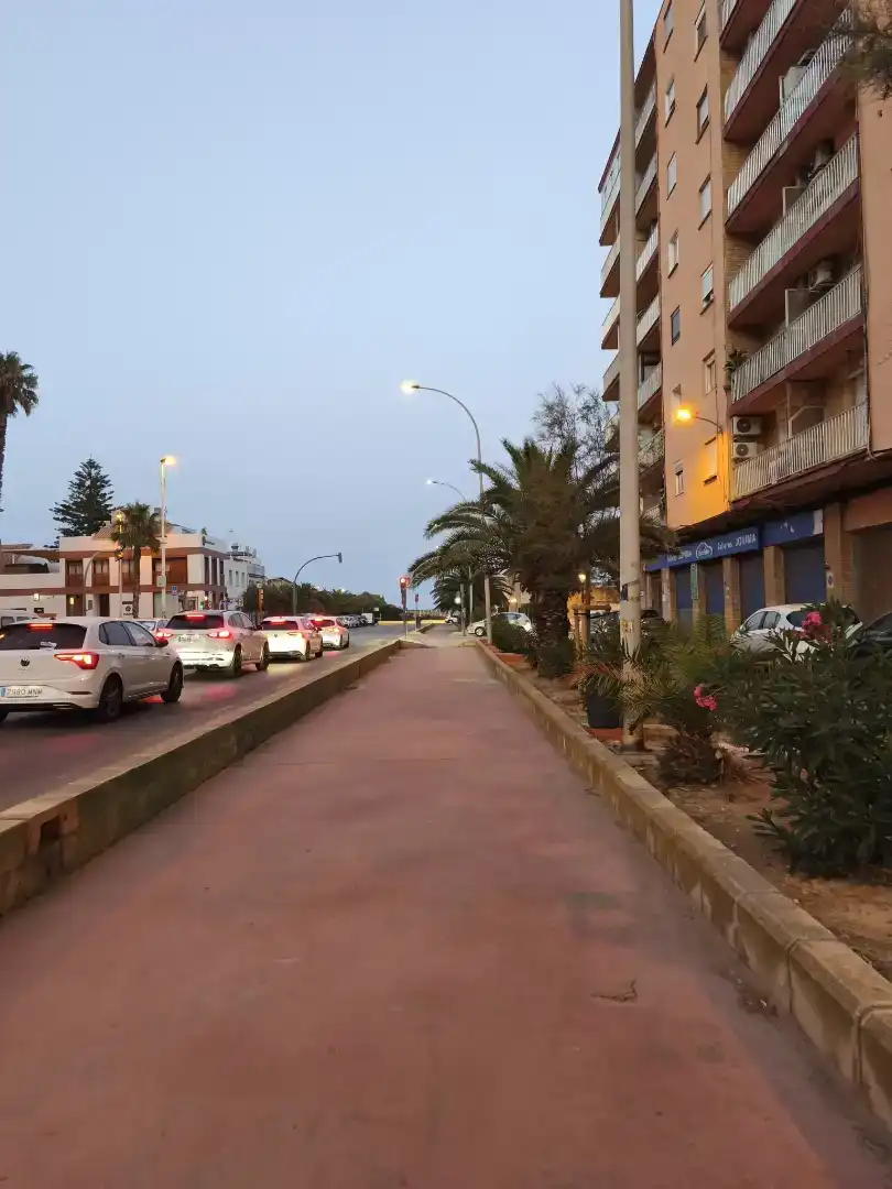 Vista exterior de Pis de lloguer en  Valencia Capital amb Aire condicionat