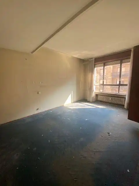 Habitación de Piso en venta en Oviedo  con Calefacción, Terraza y Trastero