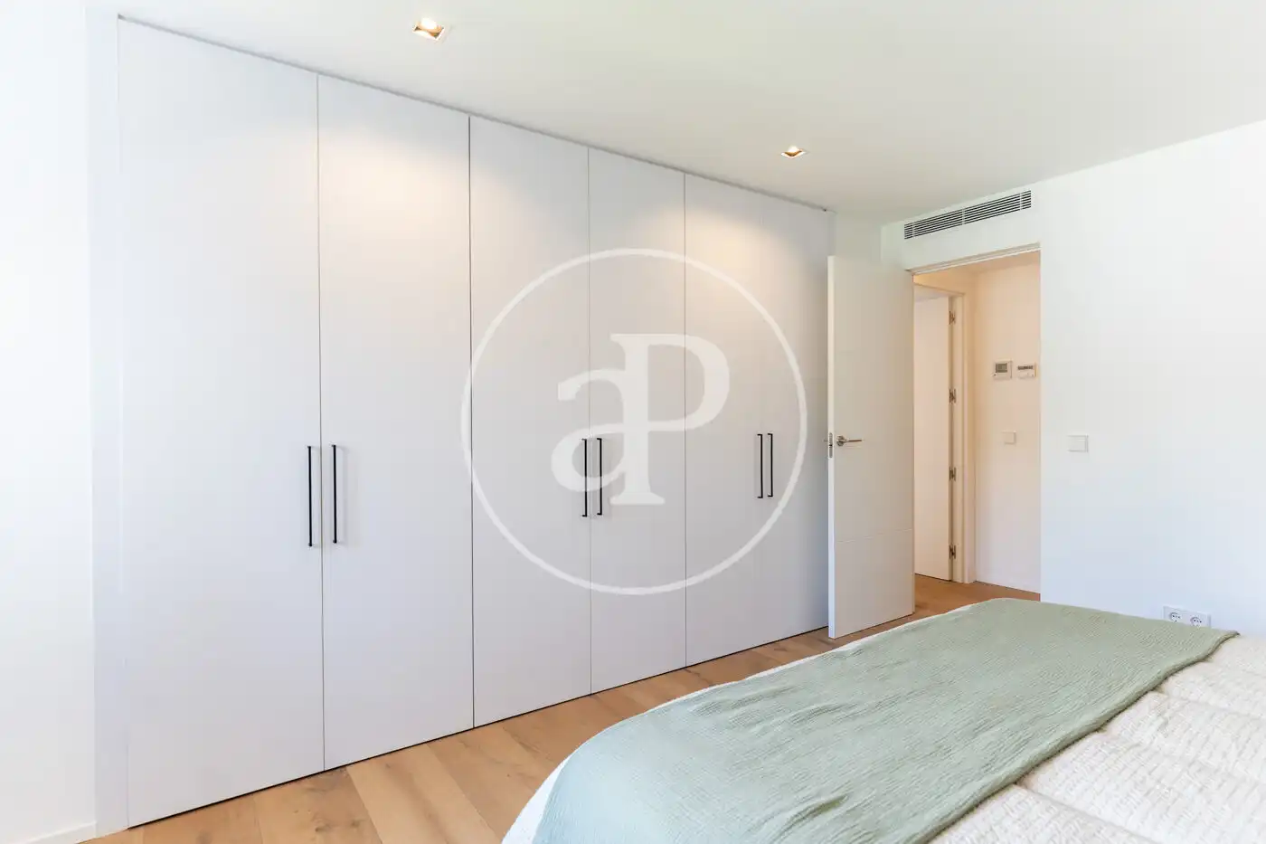 Bedroom of Flat for sale in  Palma de Mallorca  with Air Conditioner, Heating and Terrace