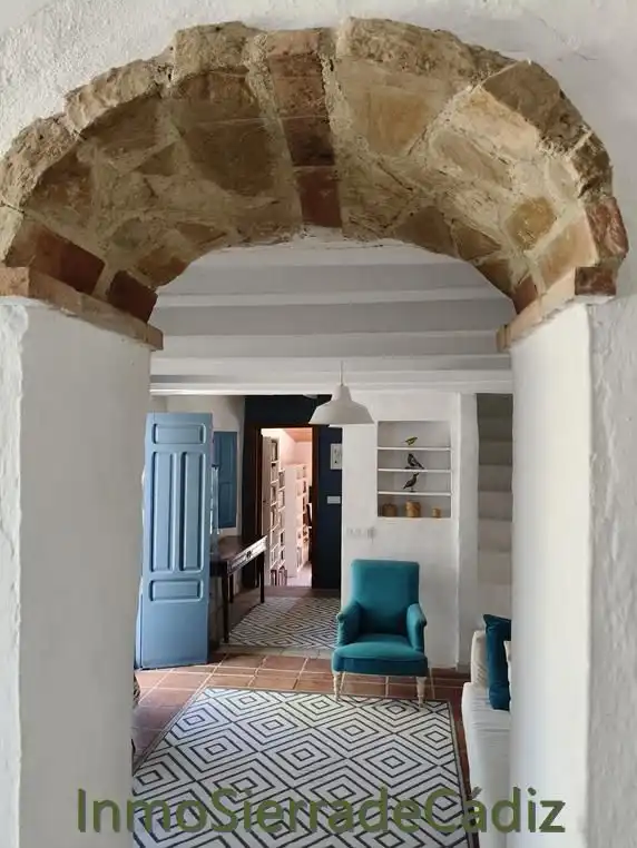 Finca rústica en venta en Zahara con Jardín privado, Terraza y Trastero