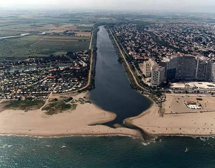 Apartamento en venta en Empuriabrava con Terraza y Balcón