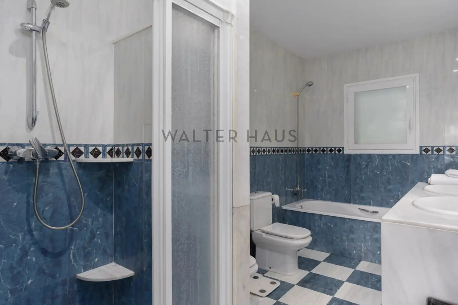 Villa mit Terrasse zum Verkauf in Carrer Pedraforca, imagen 16